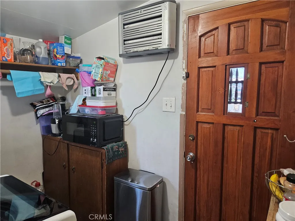 Additional image 28 of 537 E 3rd St, Rialto, CA 92376