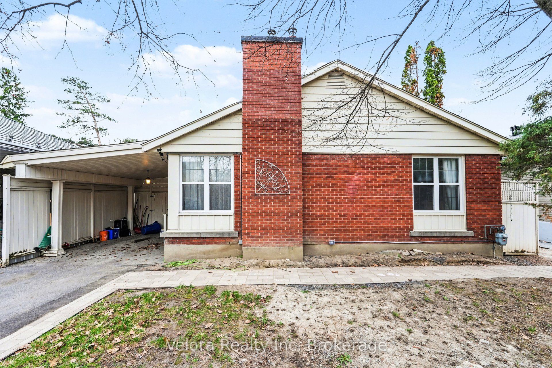 672 Fraser Avenue, Ottawa, ON, K2A 2R8