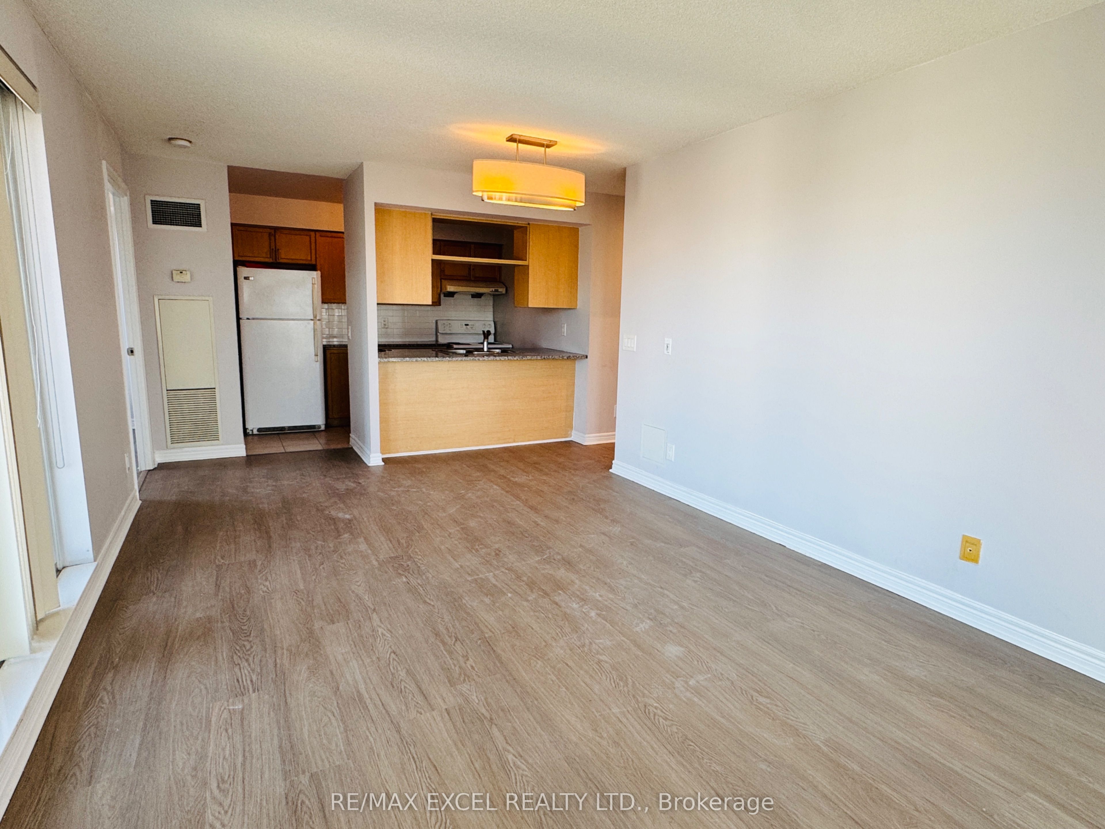 Additional image 3 of 1102-70 Town Centre Court, Toronto, ON, M1P 4Y7