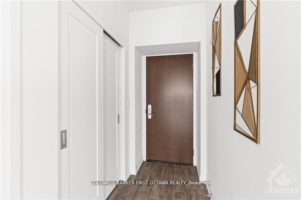 Additional image 3 of 3208-805 Carling Avenue, Ottawa, ON, K1S 5W9