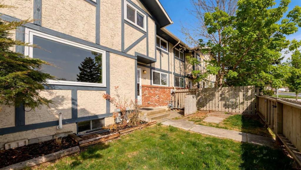 Additional image 2 of 92-203 Lynnview Road SE, Calgary, AB, T2C 2C6
