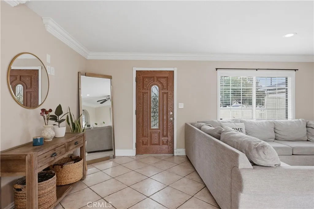 Additional image 2 of 456 N Linden Pl, Anaheim, CA 92801