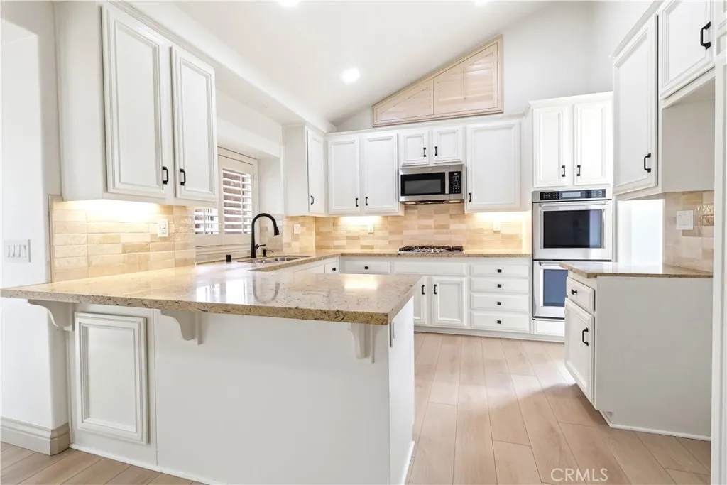 Additional image 46 of 3842 N Sweet Leaf Ave, Rialto, CA 92377