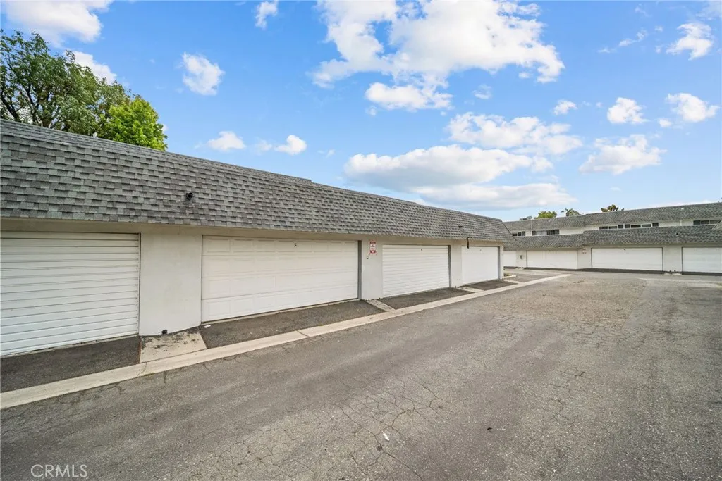 20717 Lemarsh St Unit C, Chatsworth, CA 91311