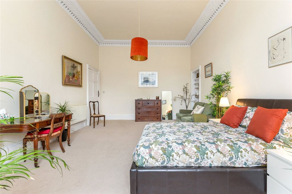 Additional image 9 of 4 bed flat for saleScotland Street, New Town, Edinburgh EH3