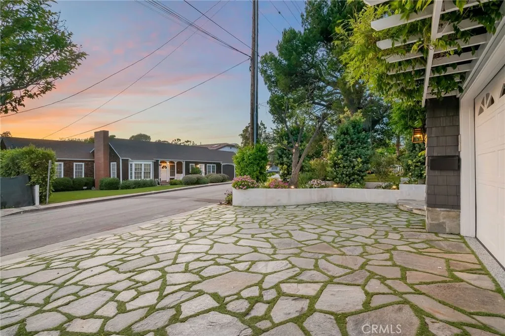 Additional image 16 of 1704 N Poinsettia Ave, Manhattan Beach, CA 90266