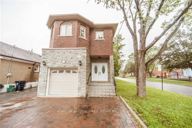 18 Corvette Avenue, Toronto, ON, M1K 3E8