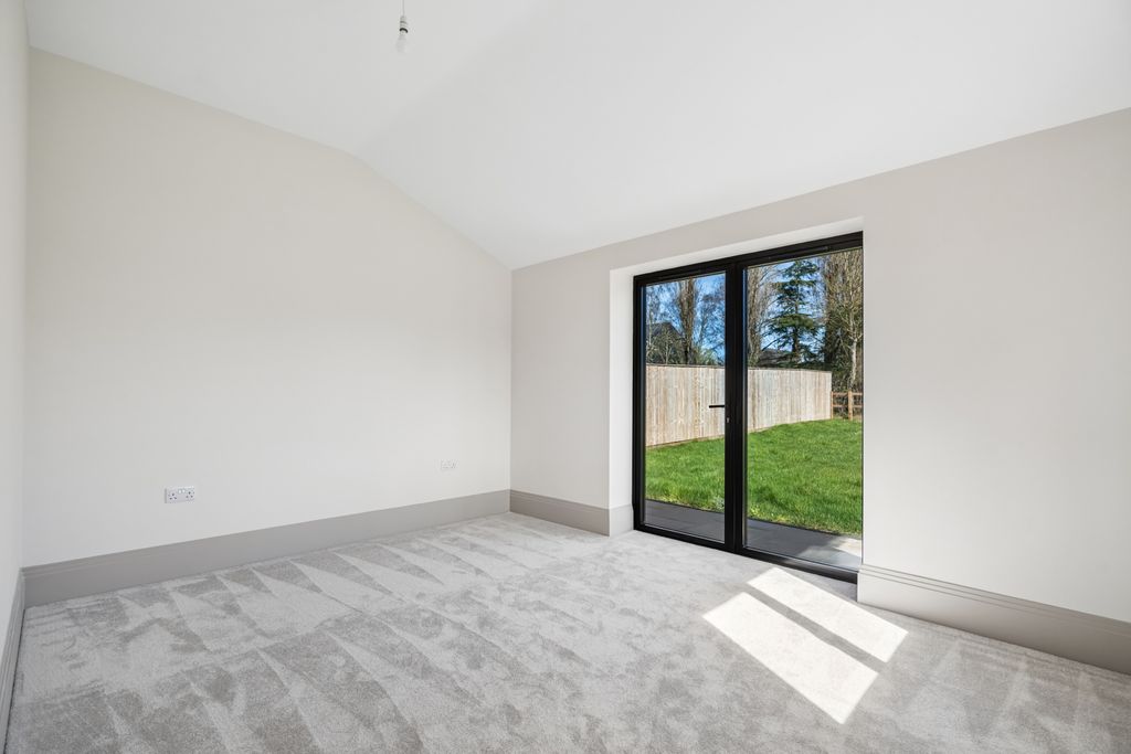 Additional image 18 of 4 bed detached house for saleKennel Lane, Harpenden AL5