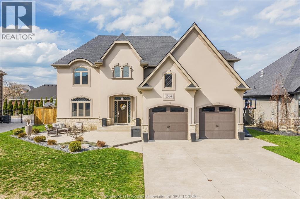 1096 Charlotte Crescent, Lakeshore, ON, N8L0X8