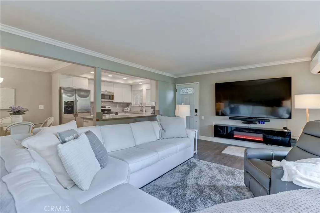 Additional image 3 of 670 Via Mendoza Unit B, Laguna Woods, CA 92637