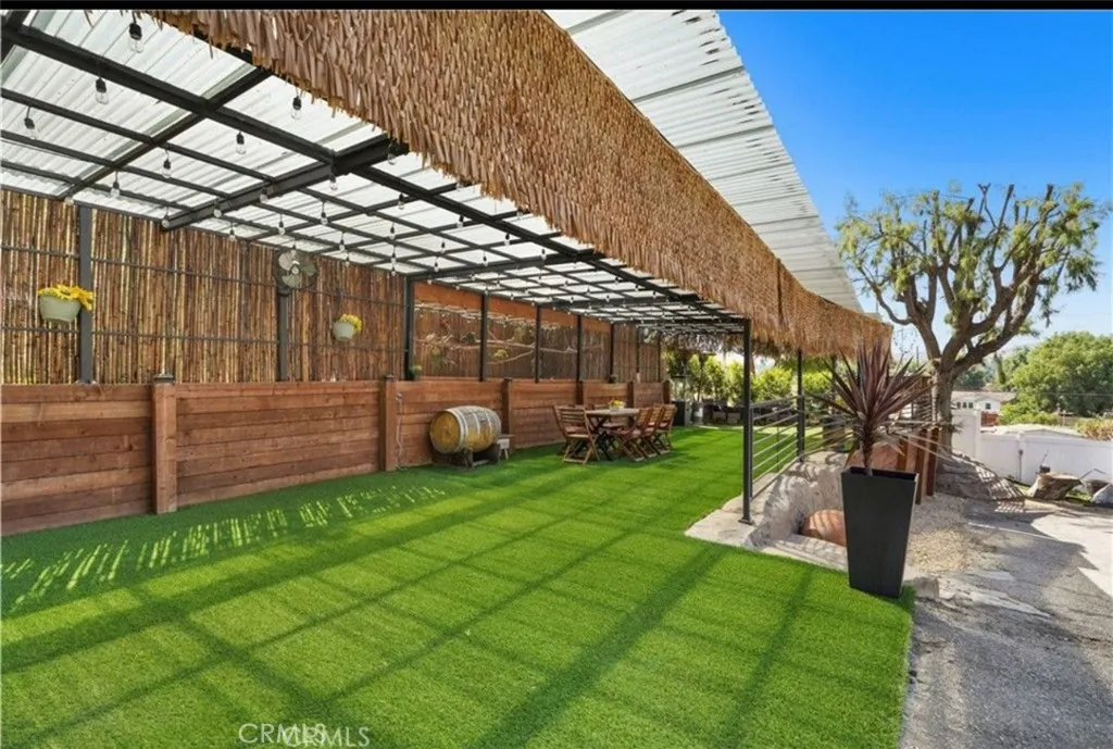 Additional image 20 of 9578 Sunland Blvd, Shadow Hills, CA 91040