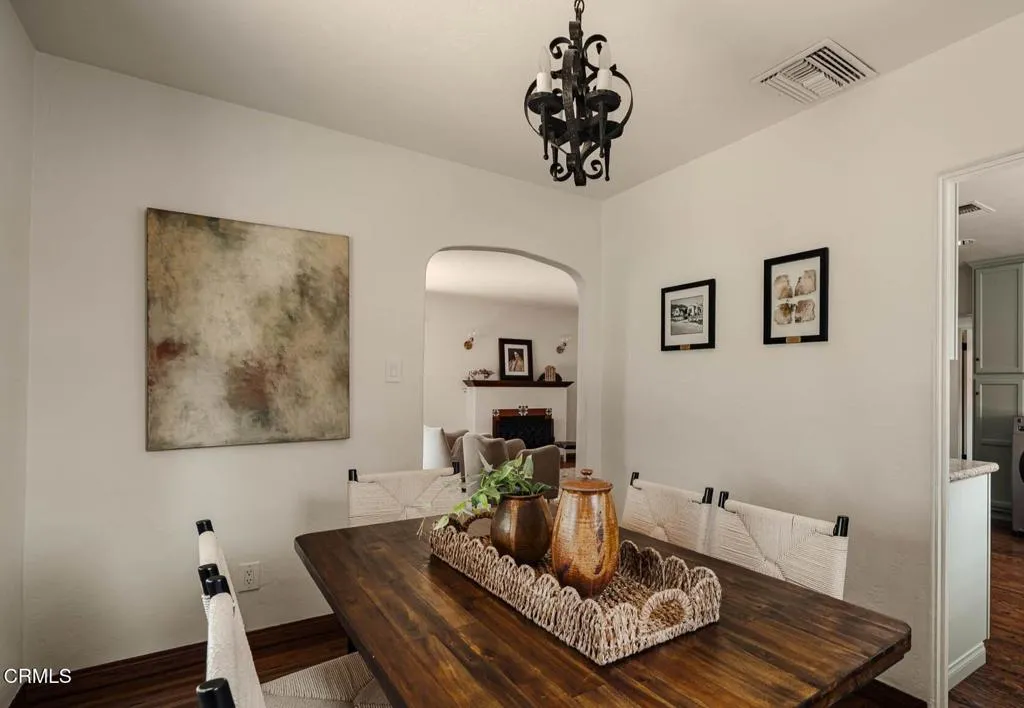 10166 Silverton Avenue, Tujunga, CA 91042 photo 4