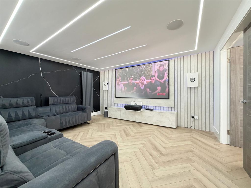 Additional image 13 of 5 bed detached house for saleGreenlees Road, Cambuslang, Glasgow G72