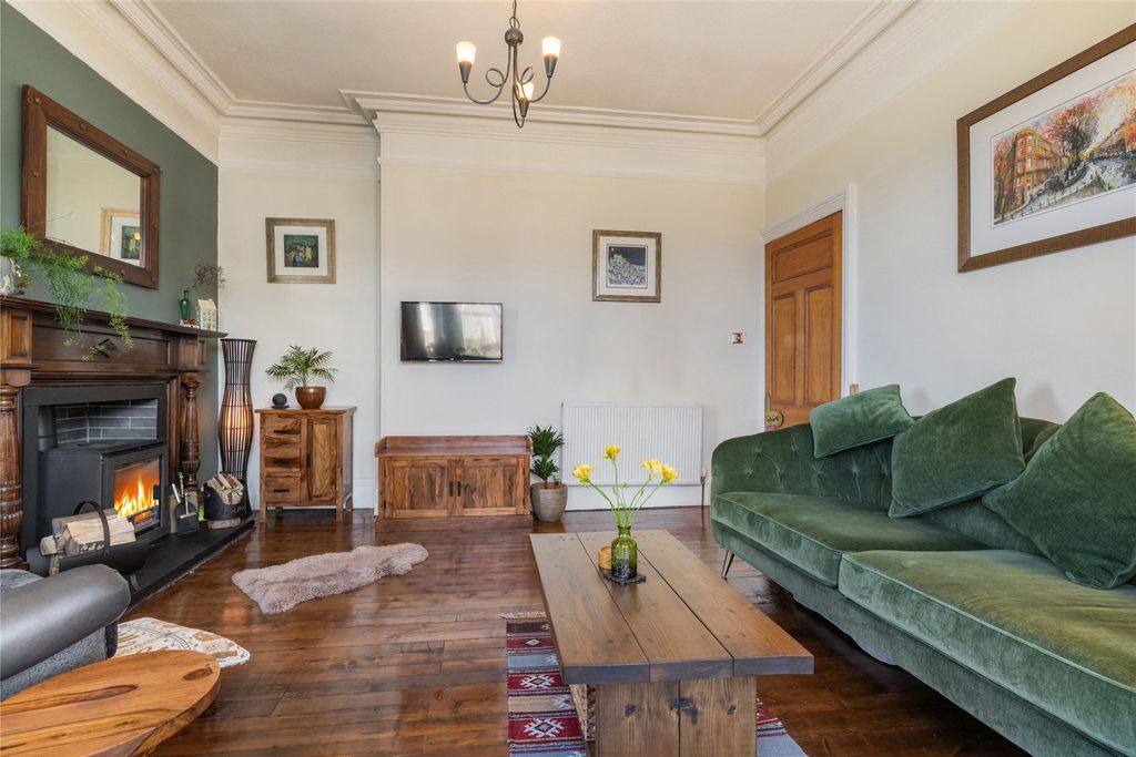 Additional image 5 of 2 bed flat for saleBellfield Road, Stirling FK8