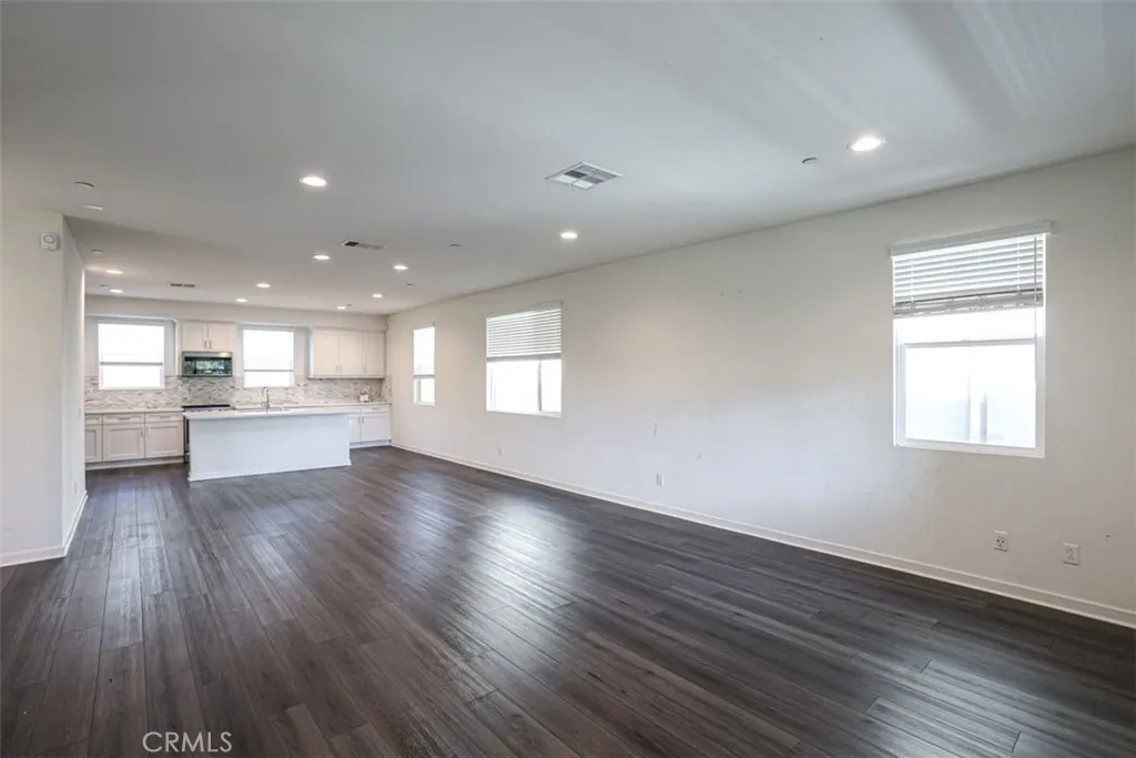 Additional image 11 of 919 E 2nd St, Santa Ana, CA 92701