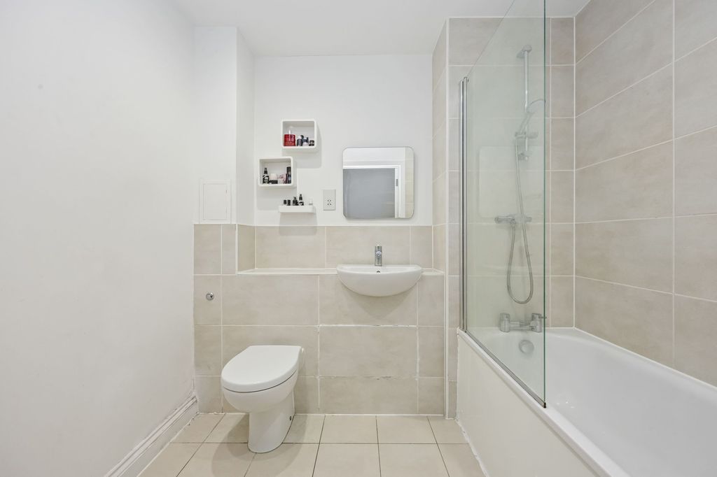 Additional image 11 of 2 bed flat for saleFrancis Street, Brighton BN1