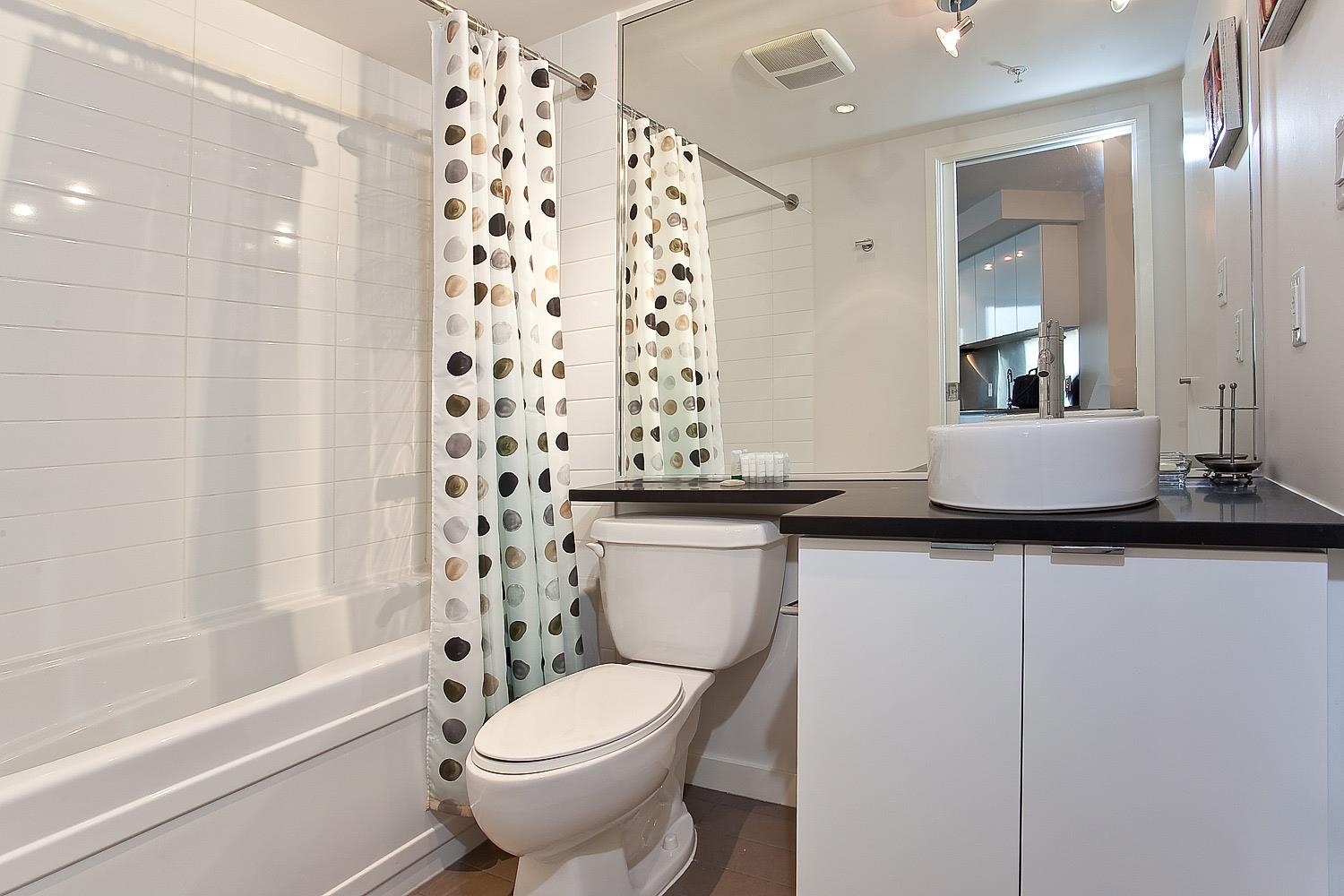 Additional image 4 of 1802-788 Hamilton Street , Vancouver, BC, V6B 0E9