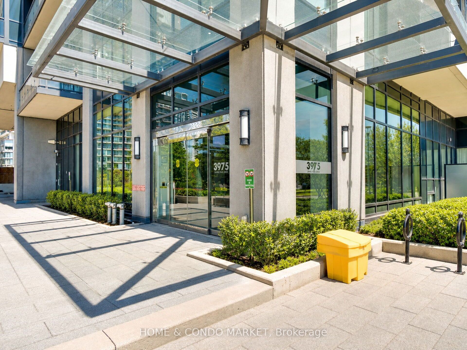 Additional image 2 of 2002-3975 Grand Park Drive, Mississauga, ON, L5B 0K4
