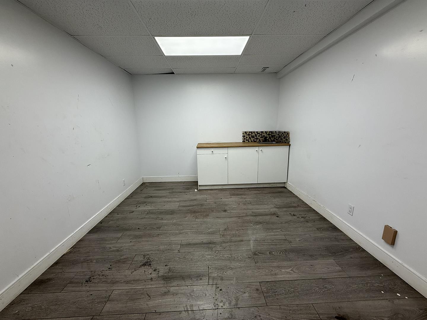 Additional image 3 of 14209,-14203 128a Avenue NW, Edmonton, AB, T5L4P5