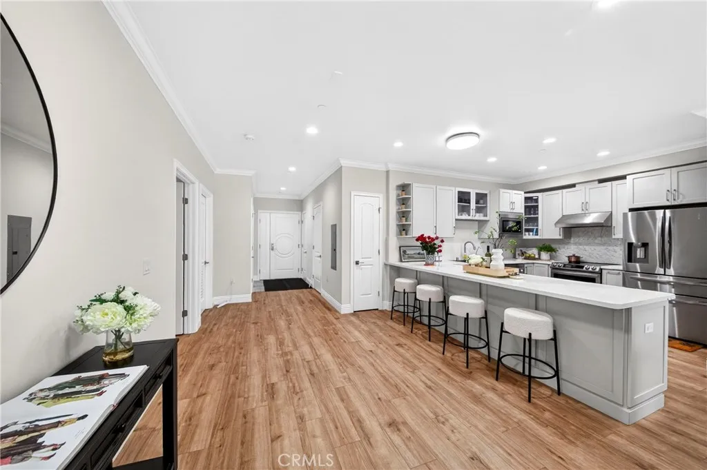Additional image 60 of 944 S Serrano Avenue Unit 306, Los Angeles, CA 90006