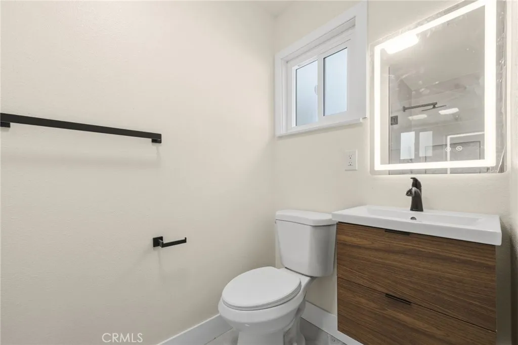 Additional image 59 of 1326 S Marine St, Santa Ana, CA 92704