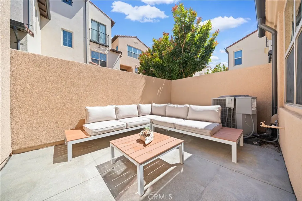 Additional image 23 of 112 Tallowood, Irvine, CA 92620