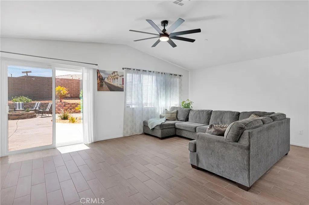 Additional image 92 of 13039 Eastwind Way, Victorville, CA 92392