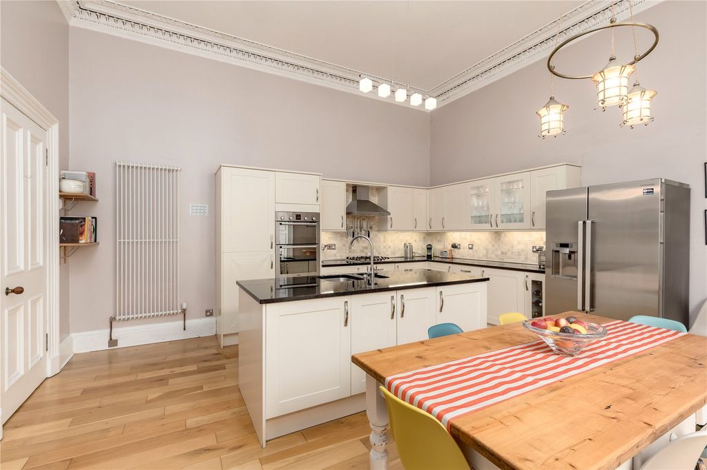 Additional image 8 of 6 bed flat for salePolwarth Terrace, Merchiston, Edinburgh, Midlothian EH11