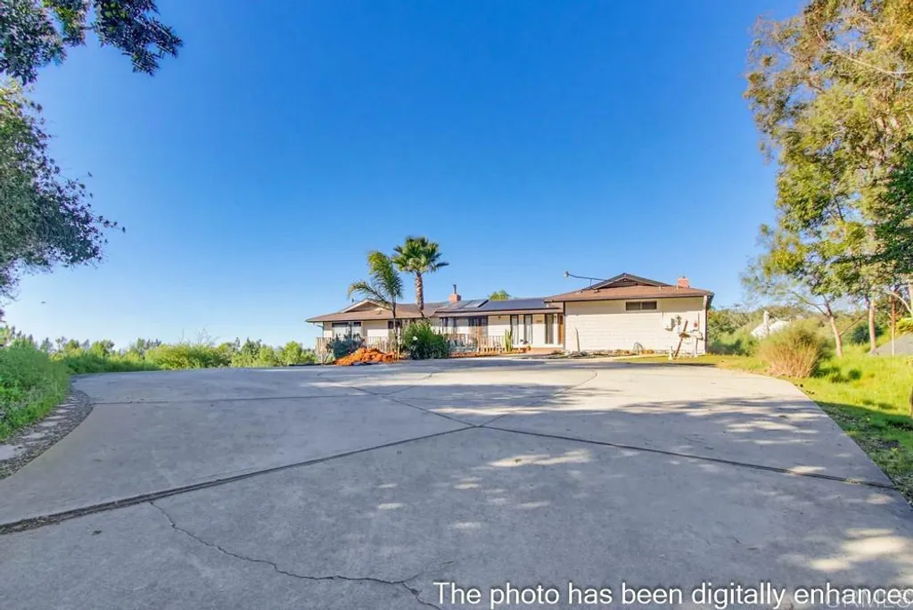 Additional image 4 of 3709 Buena Creek Road, Vista, CA 92084