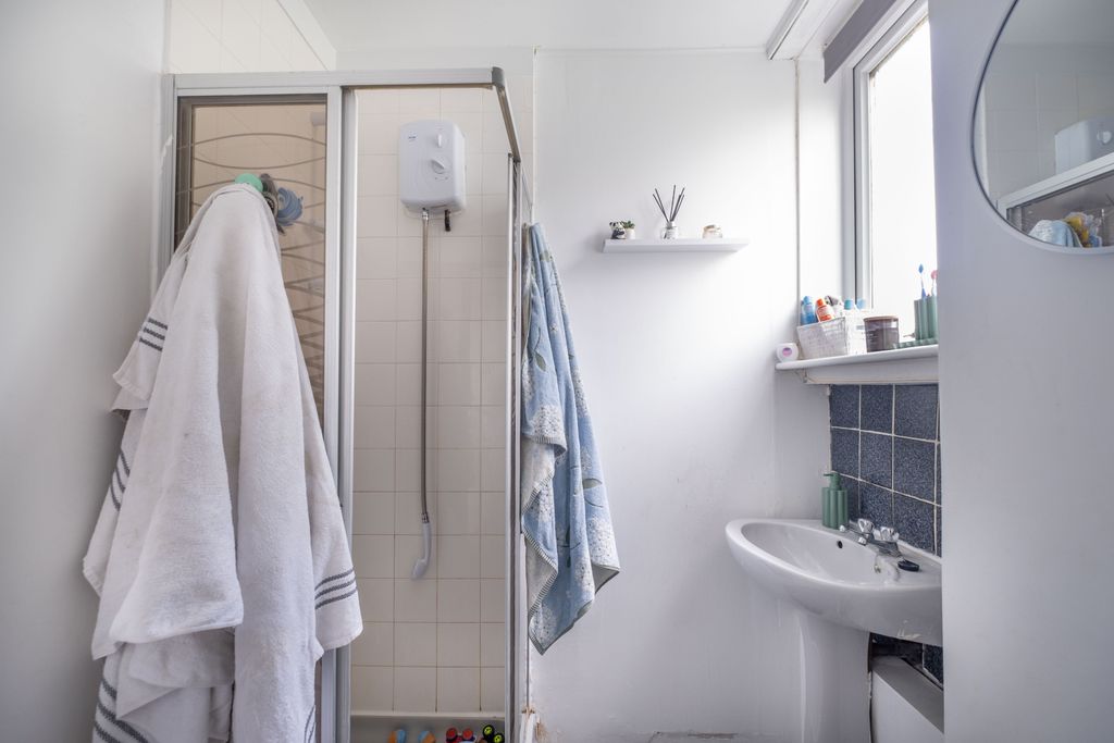 Additional image 9 of 3 bed flat for saleTweedsmuir Road, Glasgow G52