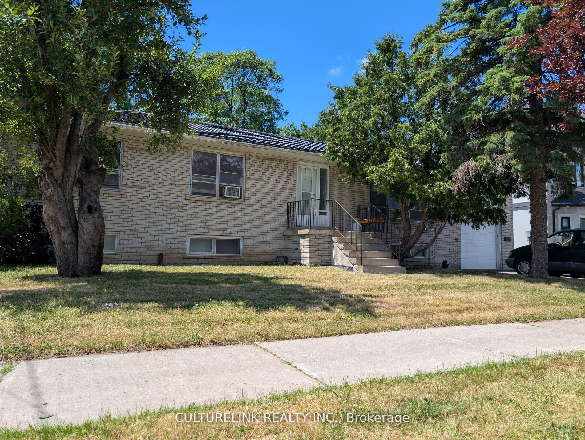 main floor-998 Willowdale Avenue, Toronto, ON, M2M 3C7