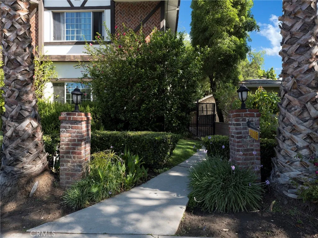 Additional image 76 of 12803 Bloomfield St Unit 2, Studio City, CA 91604