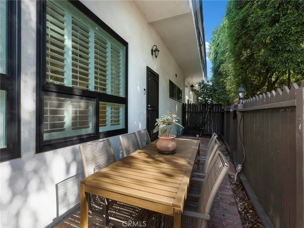 Additional image 29 of 12803 Bloomfield St Unit 2, Studio City, CA 91604