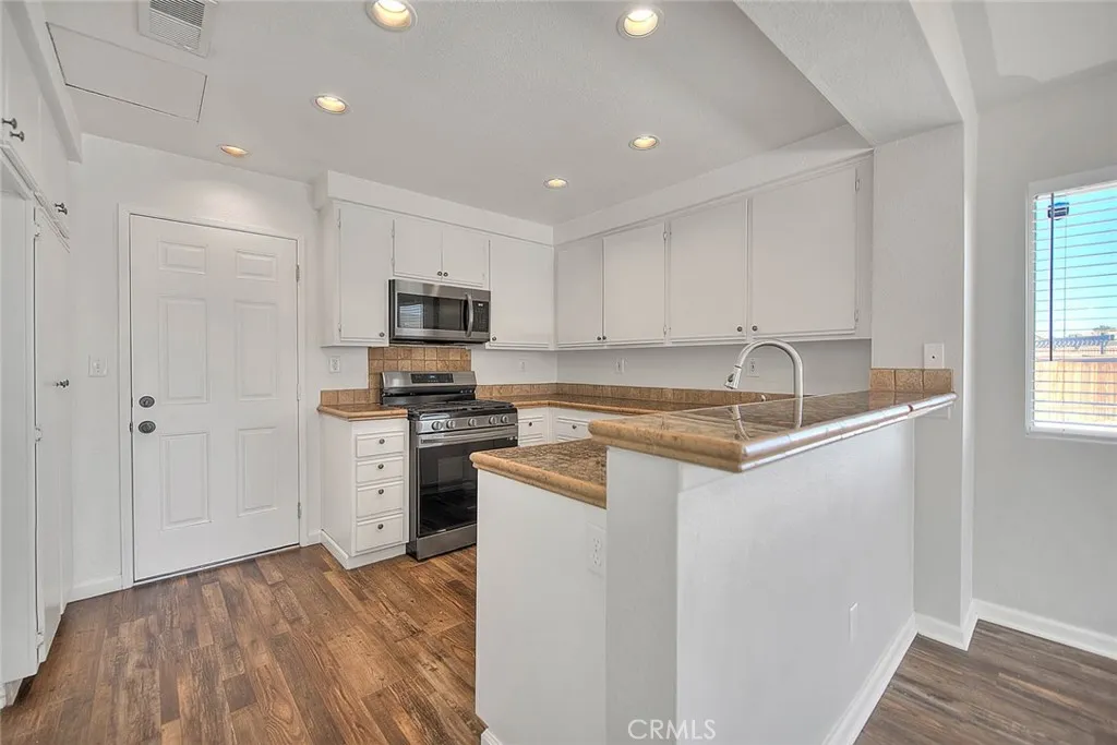 Additional image 85 of 15151 Desert Oak Cir, Victorville, CA 92394