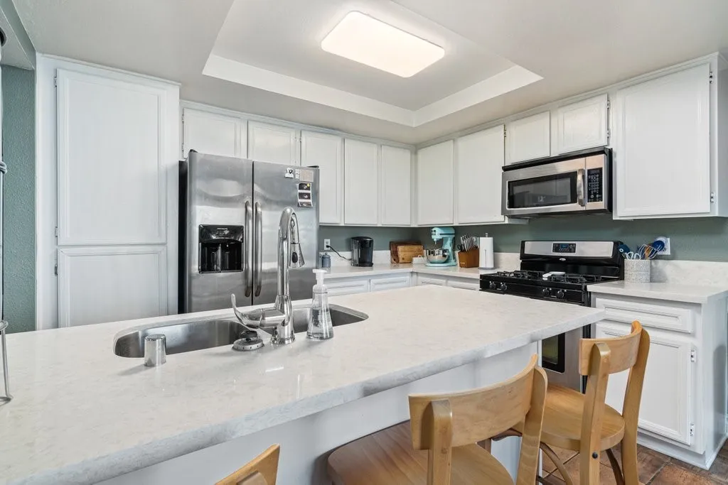 Additional image 8 of 379 N Melrose Dr Unit E, Vista, CA 92083