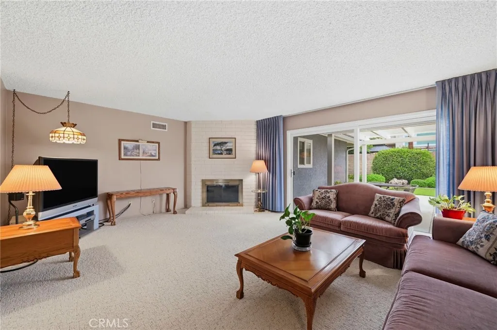 Additional image 7 of 10400 Hanna Avenue, Chatsworth, CA 91311