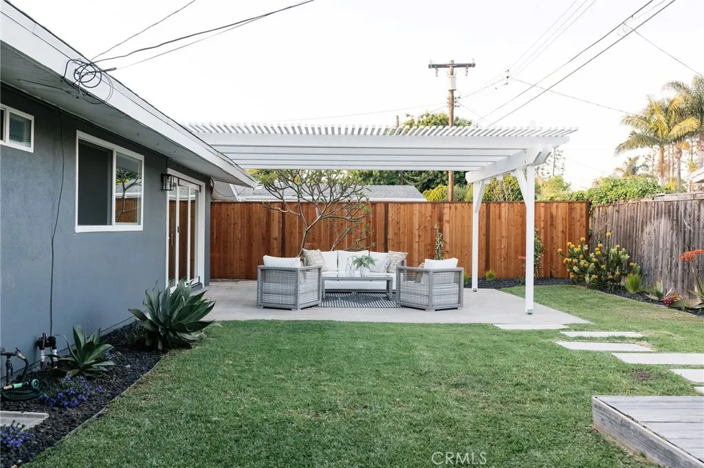 Additional image 53 of 2566 Oxford Ln, Costa Mesa, CA 92626