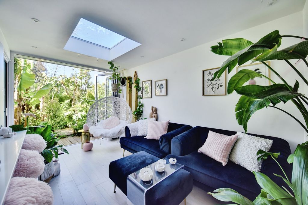 Additional image 10 of 3 bed semi-detached house for saleWards Hill Road, Minster-On-Sea, Sheerness ME12