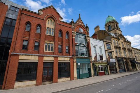 Basement Flat, 22 Old Market Street, City Centre, Bristol BS2