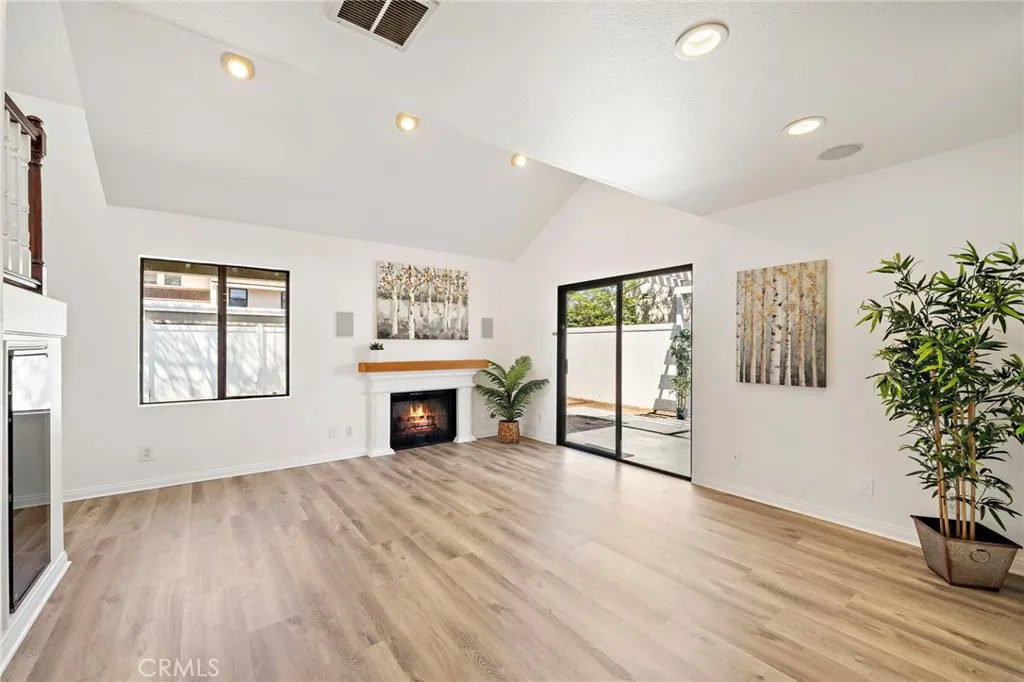 Additional image 38 of 2168 Kristin Ln, Costa Mesa, CA 92627