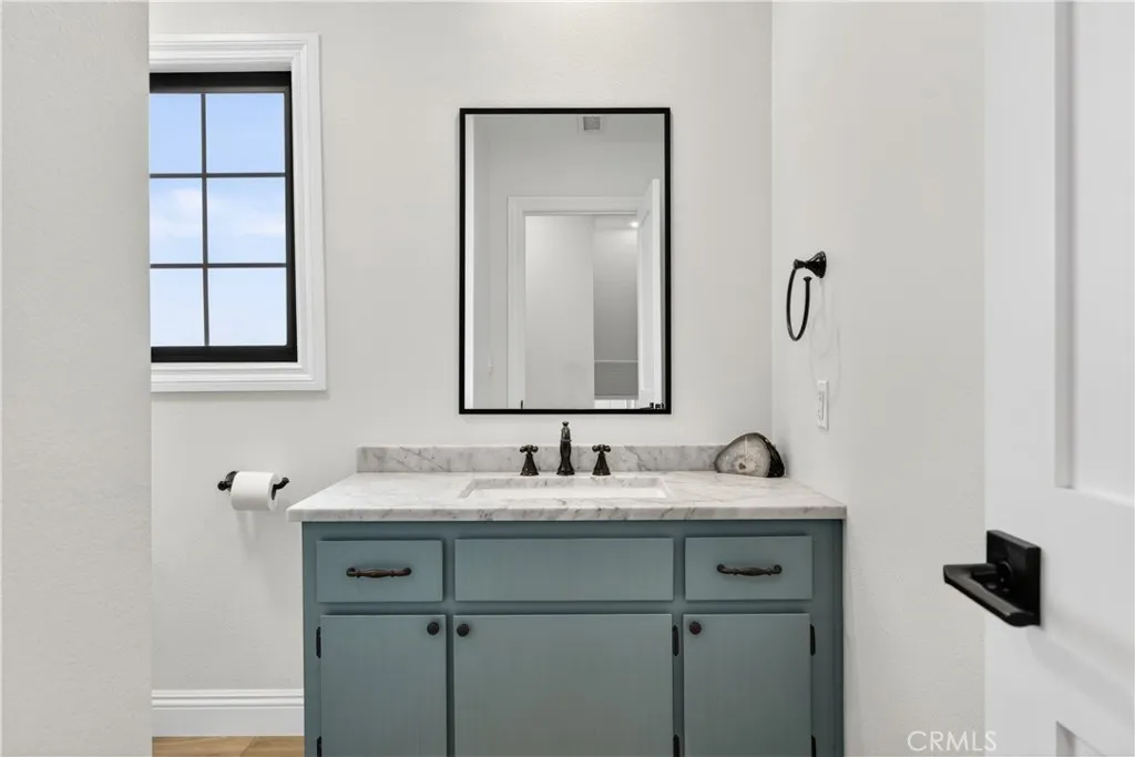 Additional image 23 of 1454 N Hilltop Dr, Azusa, CA 91702