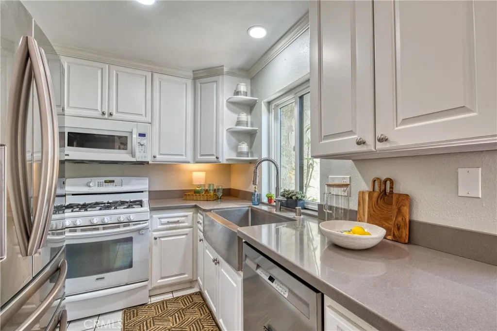 Additional image 11 of 25 Sand Dollar Court Unit 19, Newport Beach, CA 92663