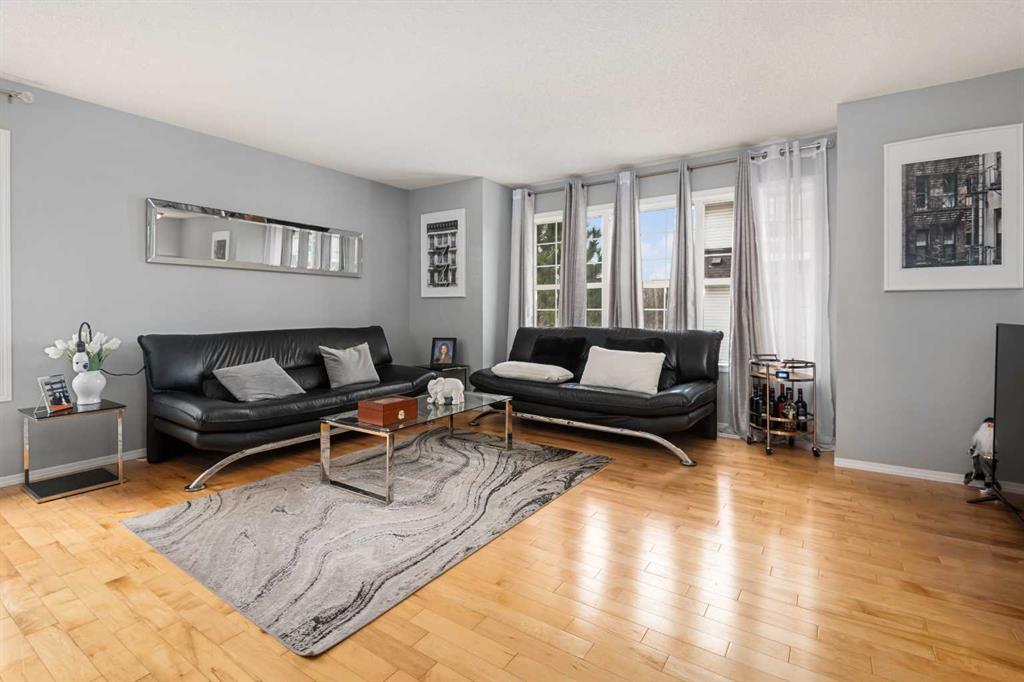 Additional image 3 of 53 Tuscany Springs Gardens NW, Calgary, AB, T3L 2R3