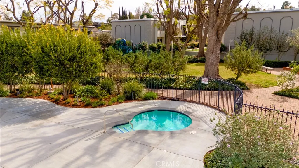 Additional image 53 of 22131 N Oxnard Street Unit A, Woodland Hills, CA 91367