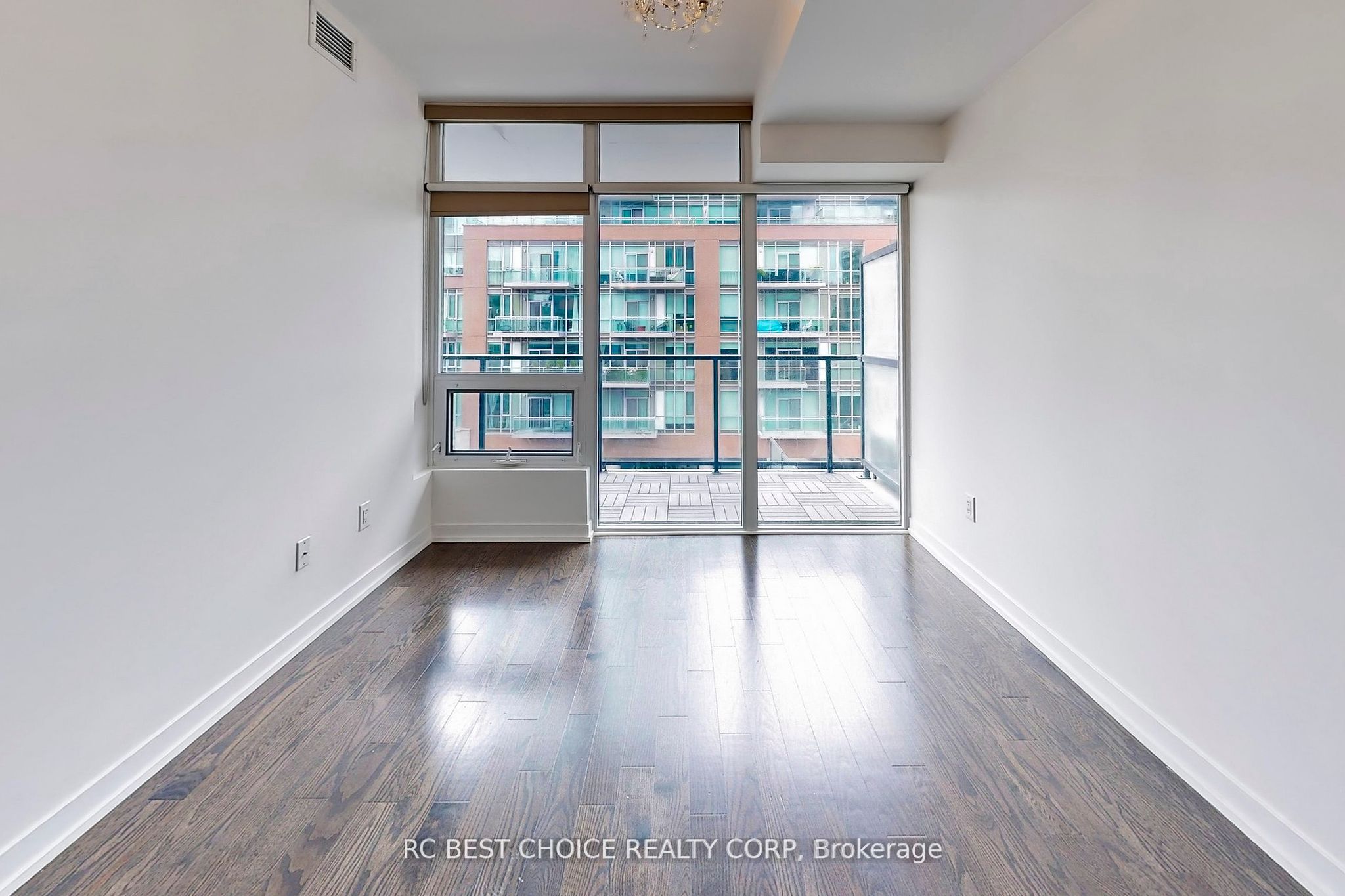 Additional image 3 of 411-105 George Street, Toronto, ON, M5A 2N4
