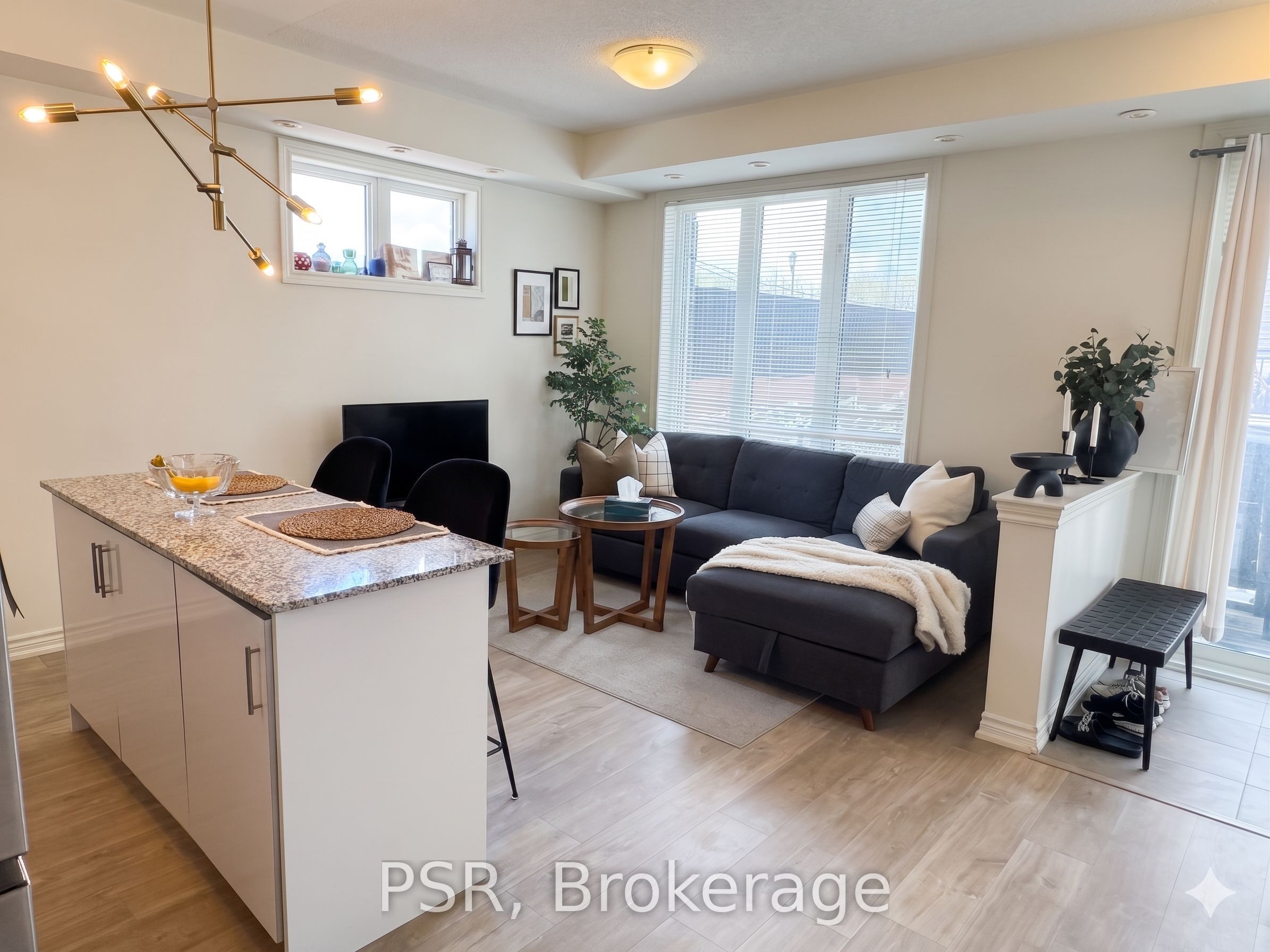 Additional image 6 of 2-120 Long Branch Avenue, Toronto, ON, M8W 0B1