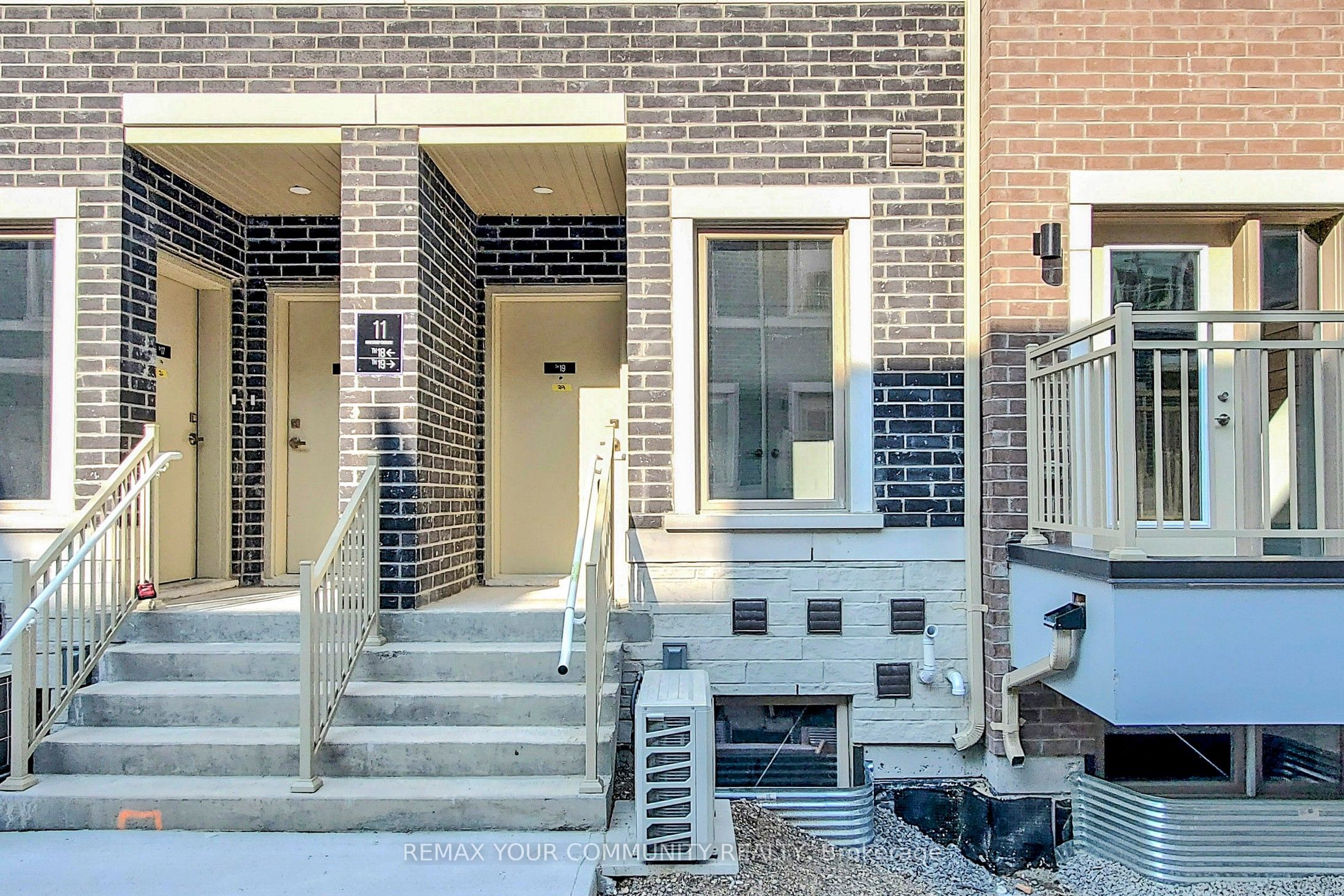 Additional image 3 of 20-11 Honeycrisp Crescent, Vaughan, ON, L4K 0N6