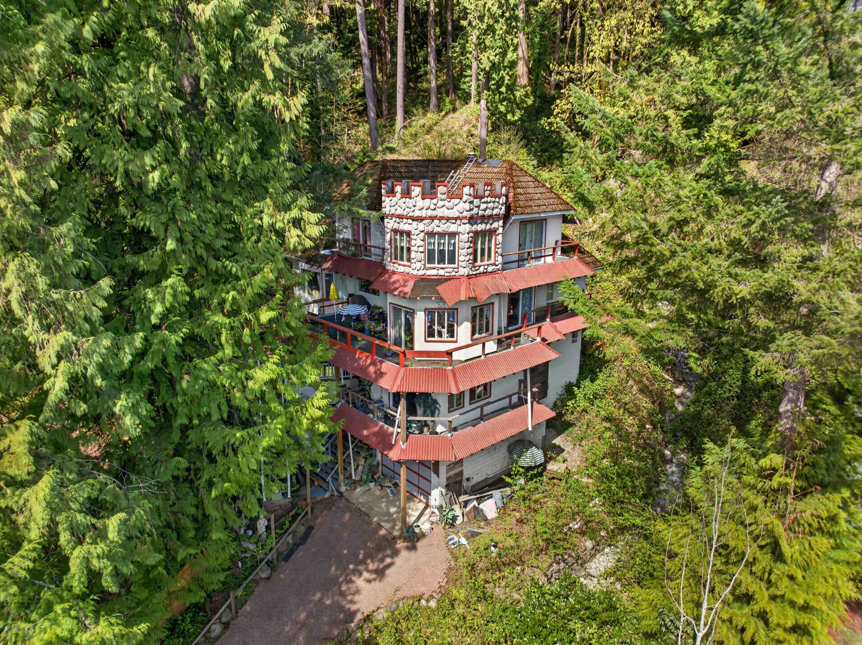 2755 Panorama Drive, North Vancouver, BC, V7G 1V7