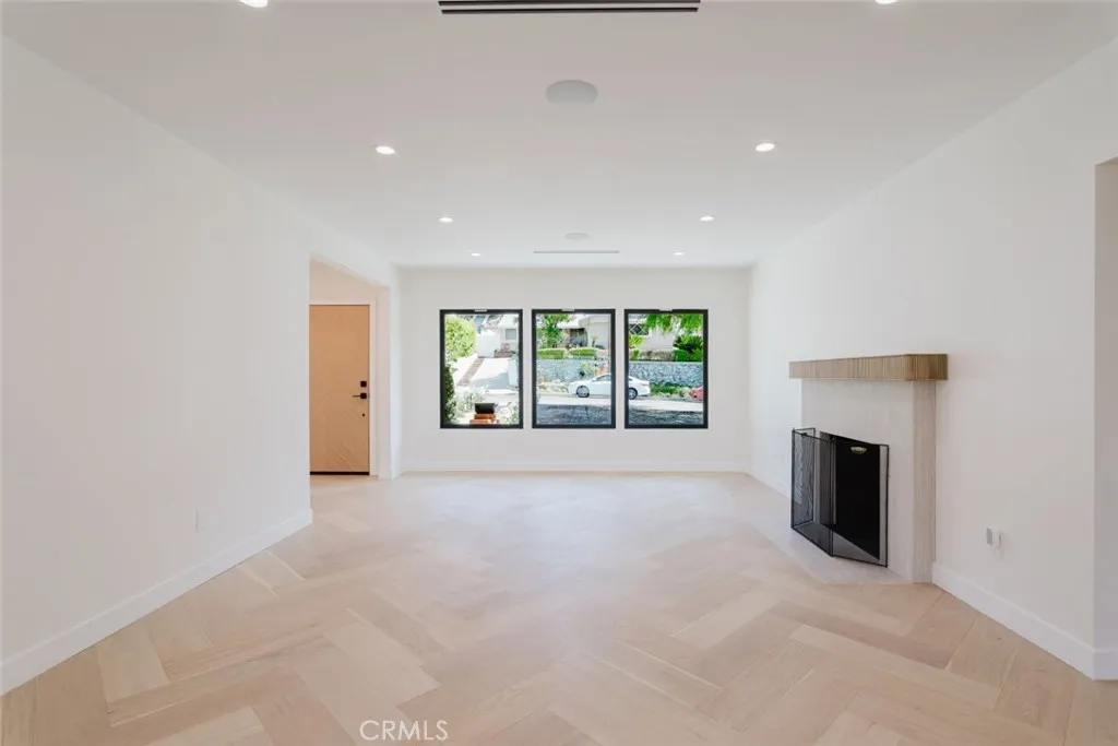 Additional image 99 of 941 Sherlock Drive, Burbank, CA 91501