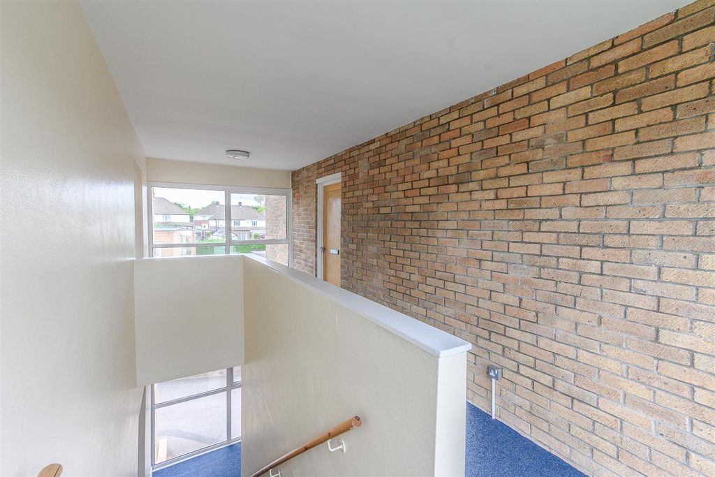 Additional image 16 of 2 bed flat for salePontypridd Road, Barry CF62